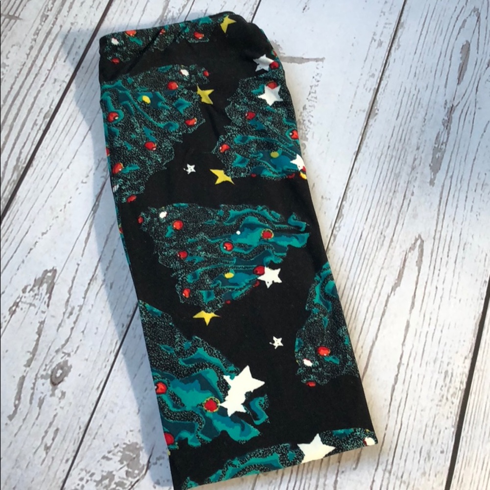 LuLaRoe Christmas Leggings. OS